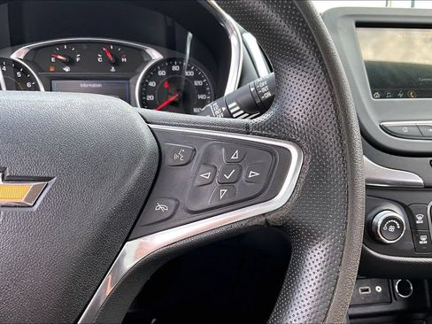Used 2019 Chevrolet Equinox LT FWD image 19