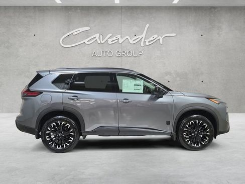 New 2026 Nissan Rogue SV image 17