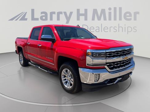 Used 2018 Chevrolet Silverado 1500 LTZ w/ LTZ Plus Package AWD/4WD image 8