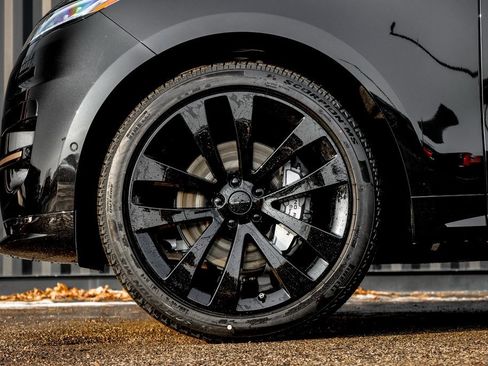 New 2026 Land Rover Range Rover Sport Dynamic SE image 4