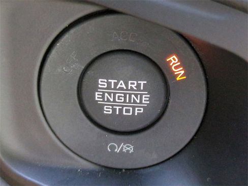 Used 2024 Jeep Gladiator Mojave image 25