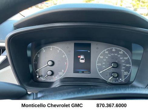 Used 2025 Toyota Corolla LE image 13