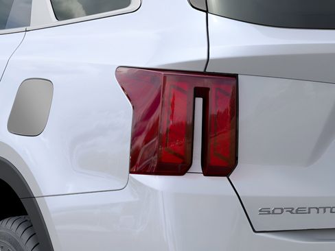 New 2026 Kia Sorento S image 11