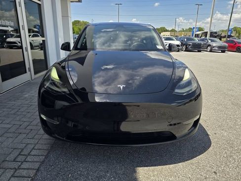 Used 2022 Tesla Model Y Performance AWD/4WD image 2