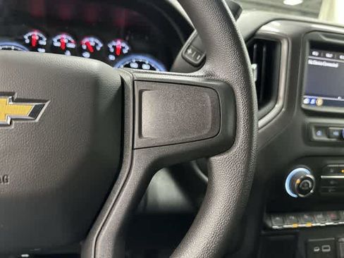 Used 2022 Chevrolet Silverado 1500 W/T w/ WT Value Package AWD/4WD image 18