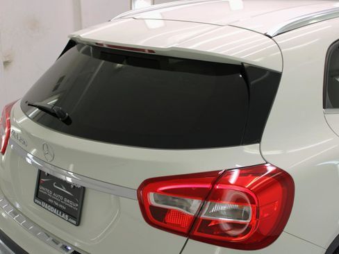 Used 2015 Mercedes-Benz GLA 250 image 19