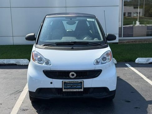 Used 2013 smart fortwo passion RWD image 3