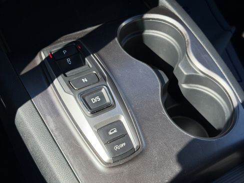 Certified 2022 Honda Pilot Sport image 17