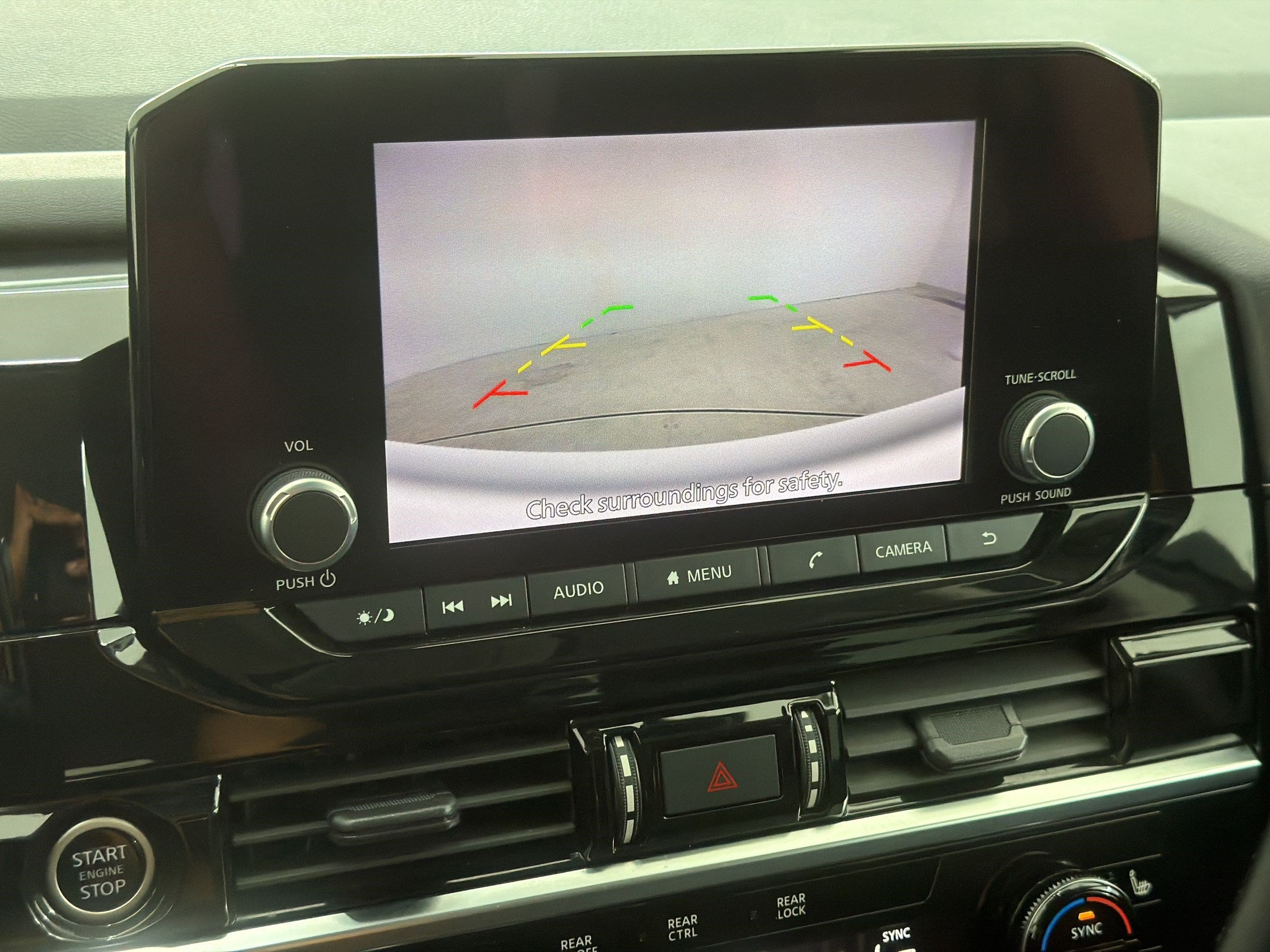 Used 2023 Nissan Pathfinder SV AWD/4WD image 17