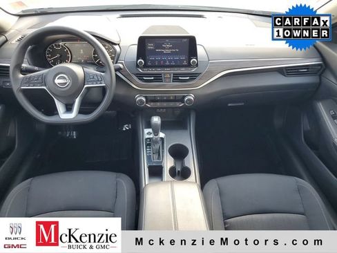 Used 2025 Nissan Altima 2.5 SV FWD image 24