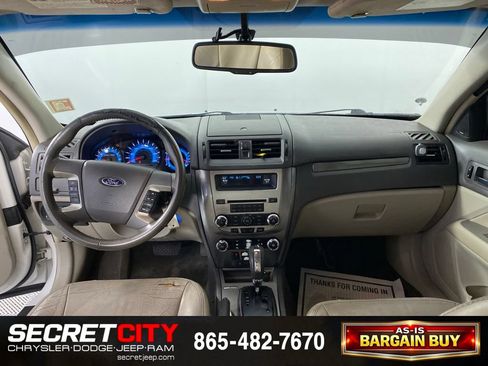 Used 2010 Ford Fusion SEL FWD image 24