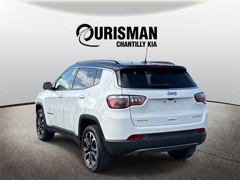 Used 2023 Jeep Compass Limited image 4