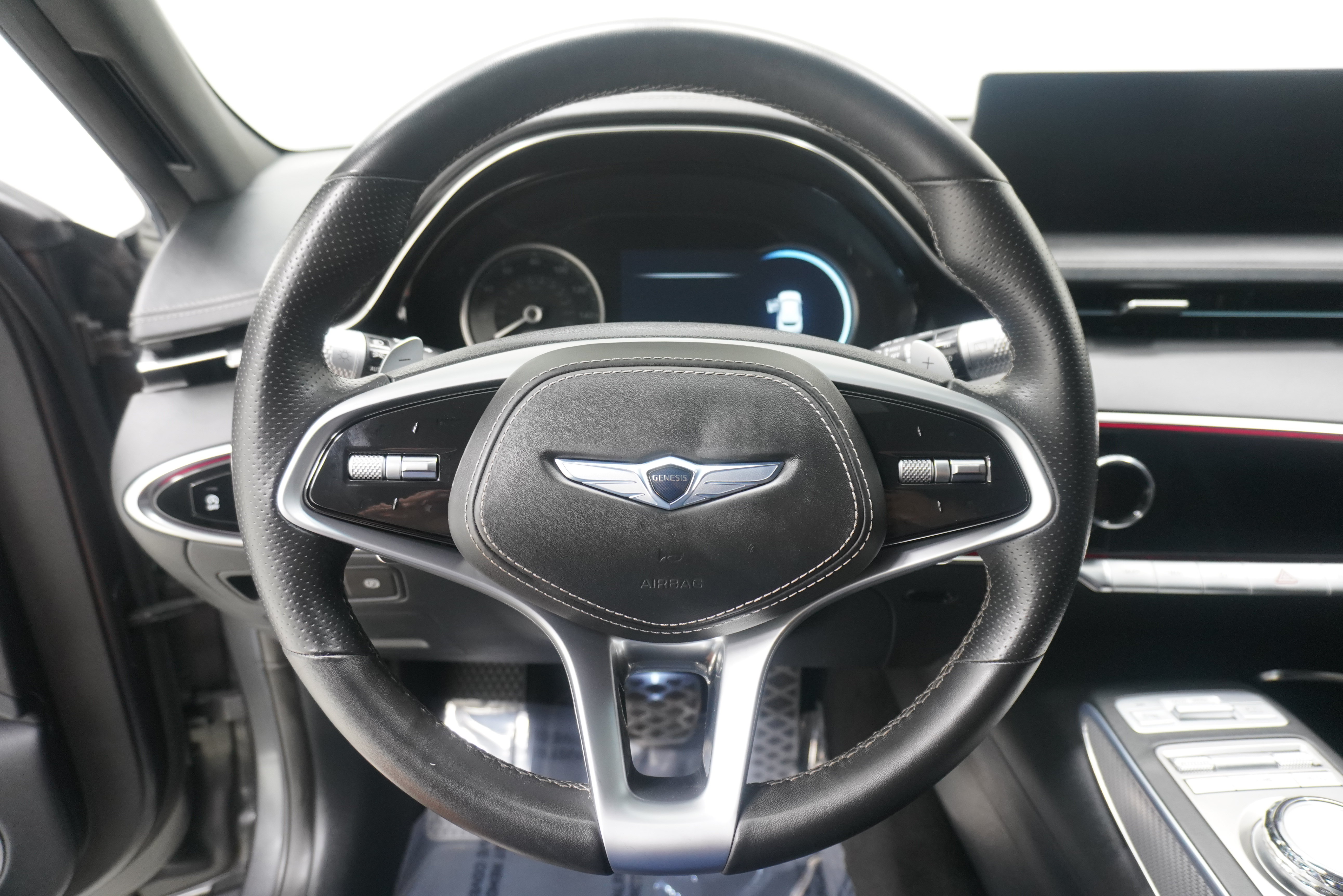 Used 2022 Genesis GV70 2.5T w/ Sport Prestige Package AWD/4WD image 18