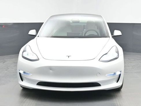 Used 2021 Tesla Model 3 Long Range image 3