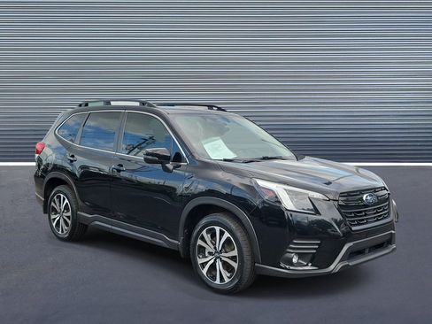 Used 2024 Subaru Forester Limited AWD/4WD image 2