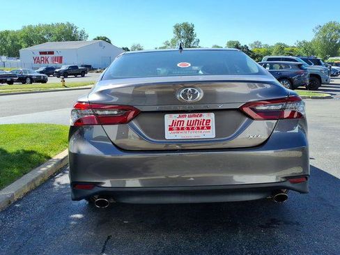 Certified 2023 Toyota Camry XLE FWD image 4