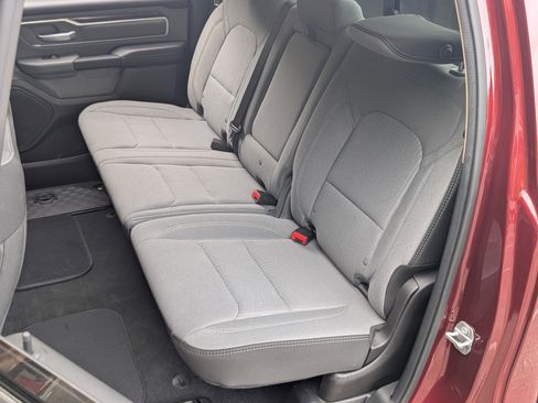 Used 2019 RAM 1500 Big Horn image 17