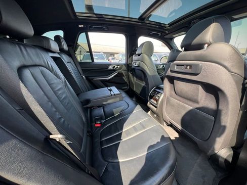 Used 2019 BMW X5 xDrive40i w/ Convenience Package image 23