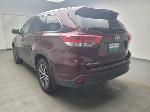 Used 2018 Toyota Highlander XLE image 5