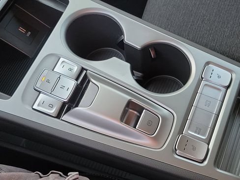 Certified 2023 Hyundai Kona SE image 15