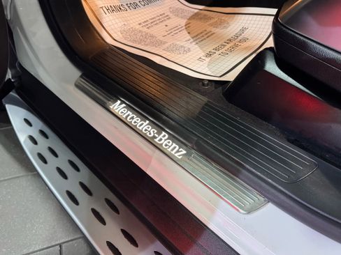 Used 2018 Mercedes-Benz GLS 550 4MATIC w/ Driver Assistance Package image 27