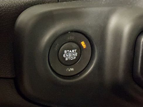 Used 2019 Jeep Wrangler Unlimited Sport S image 7