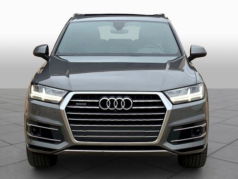 Used 2017 Audi Q7 3.0T Premium Plus w/ Premium Plus Package image 4