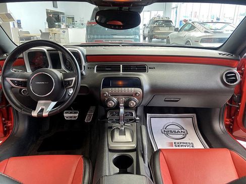 Used 2010 Chevrolet Camaro SS w/ LPO, Ground Effects Package image 15