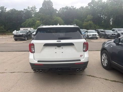Used 2023 Ford Explorer ST w/ Technology Package AWD/4WD image 5