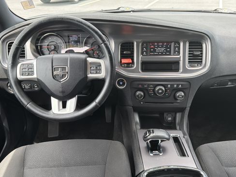Used 2013 Dodge Charger SE w/ Connectivity Group RWD image 26