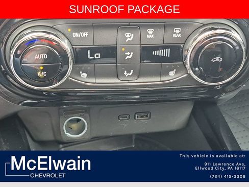 Used 2024 Chevrolet Trax ACTIV w/ Sunroof Package FWD image 25