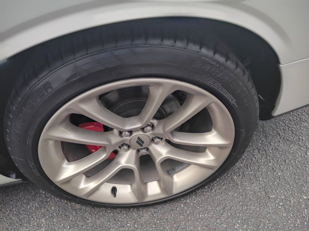 Used 2016 Dodge Challenger SXT Plus RWD image 6