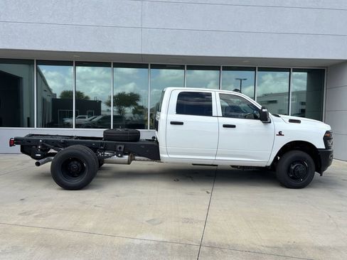 New 2026 RAM 3500 Tradesman AWD/4WD image 3