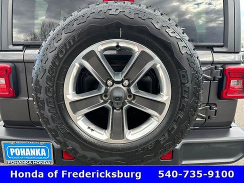 Used 2020 Jeep Wrangler Unlimited Sahara image 15