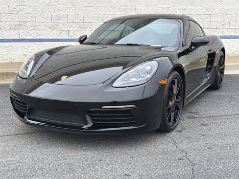 Used 2018 Porsche 718 Cayman image 3