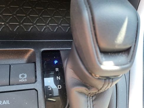 Used 2025 Toyota RAV4 XLE image 9