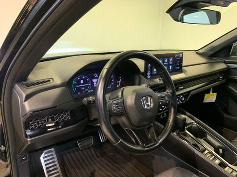 Used 2024 Honda Accord Sport image 14