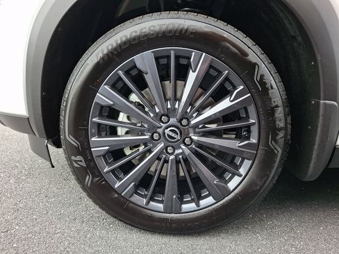 New 2026 Nissan Pathfinder SL AWD/4WD image 4