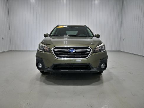Used 2018 Subaru Outback 3.6R Touring w/ Popular Package #3 AWD/4WD image 22