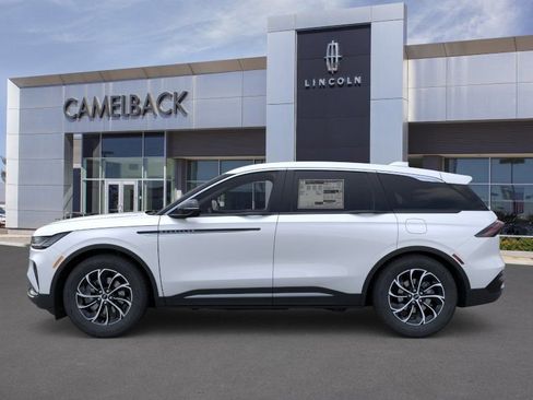New 2026 Lincoln Nautilus Premier AWD/4WD image 3
