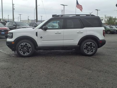New 2025 Ford Bronco Sport Outer Banks w/ Outer Banks Tech Package+ AWD/4WD image 2