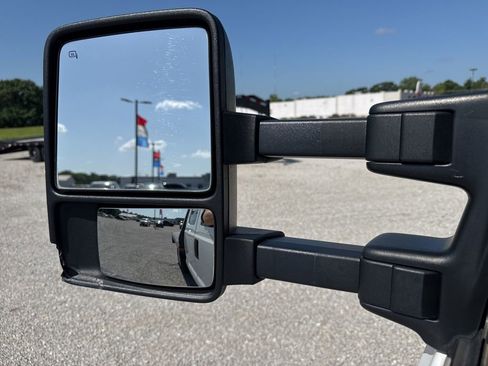 Used 2014 Ford F250 XL w/ Power Equipment Group image 54