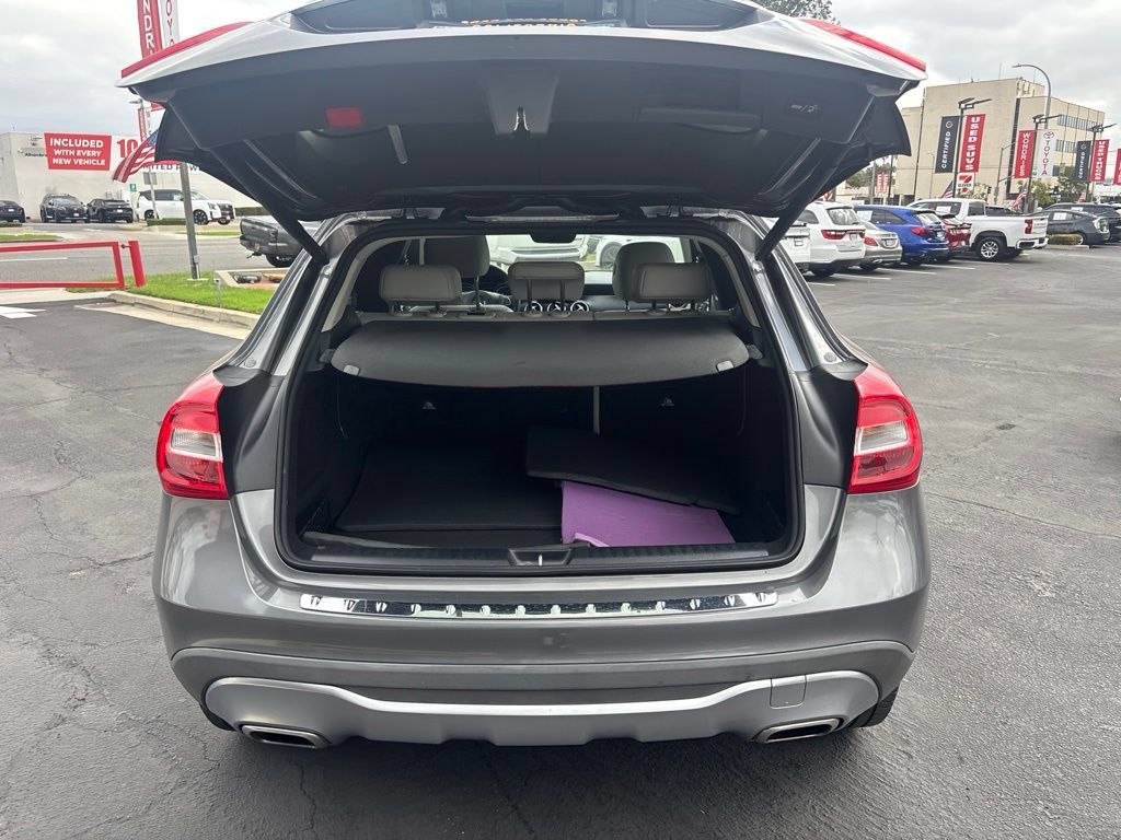 Used 2019 Mercedes-Benz GLA 250 image 10