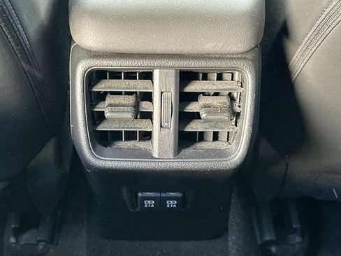 Used 2019 Lexus UX 200 w/ Premium Package FWD image 15