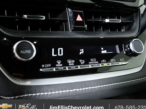 Used 2024 Toyota Corolla SE FWD image 15