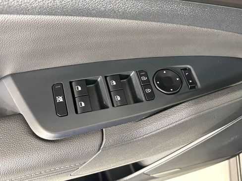 New 2026 Kia Sportage EX FWD image 15