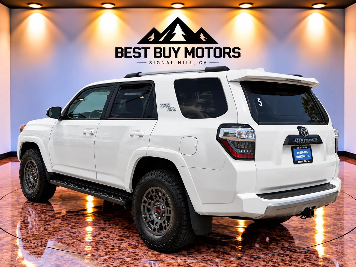Used 2018 Toyota 4Runner TRD Off-Road AWD/4WD image 6