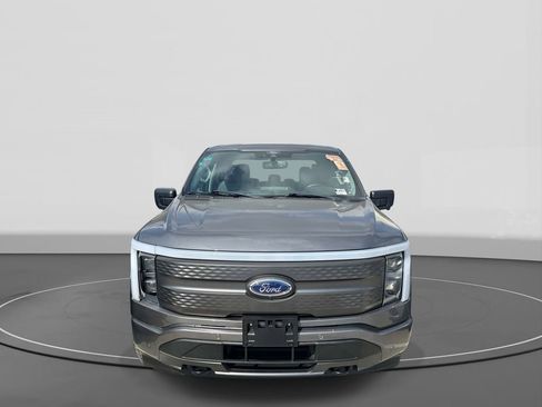 Used 2022 Ford F150 Lightning XLT AWD/4WD image 3