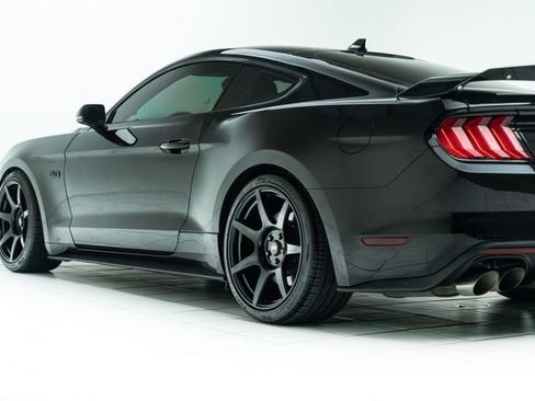 Used 2021 Ford Mustang GT Premium w/ GT Performance Package RWD image 19