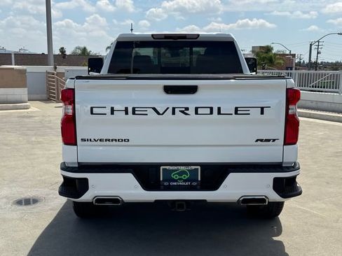 Used 2022 Chevrolet Silverado 1500 RST image 3